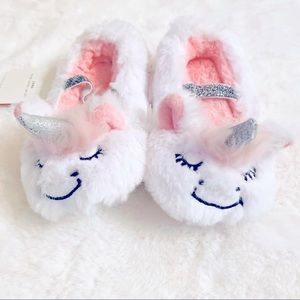 Unicorn Slippers 12-24 mo white pink faux fur New